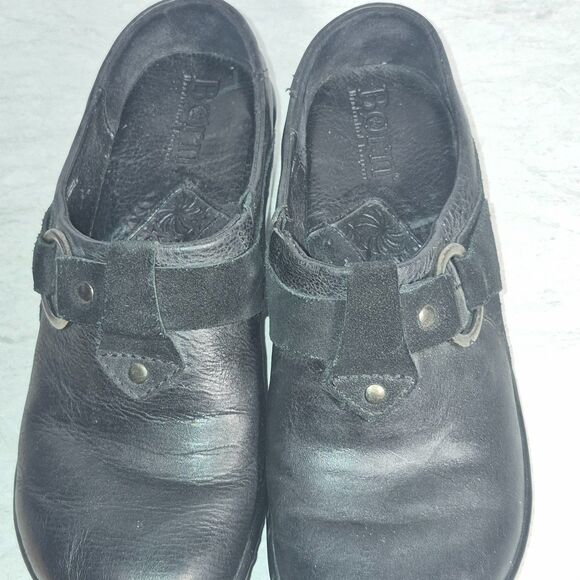 Born Black Med Wide Leather Upper Slip on Shoes Size 7/38 072603 Loafers. - Picture 8 of 8